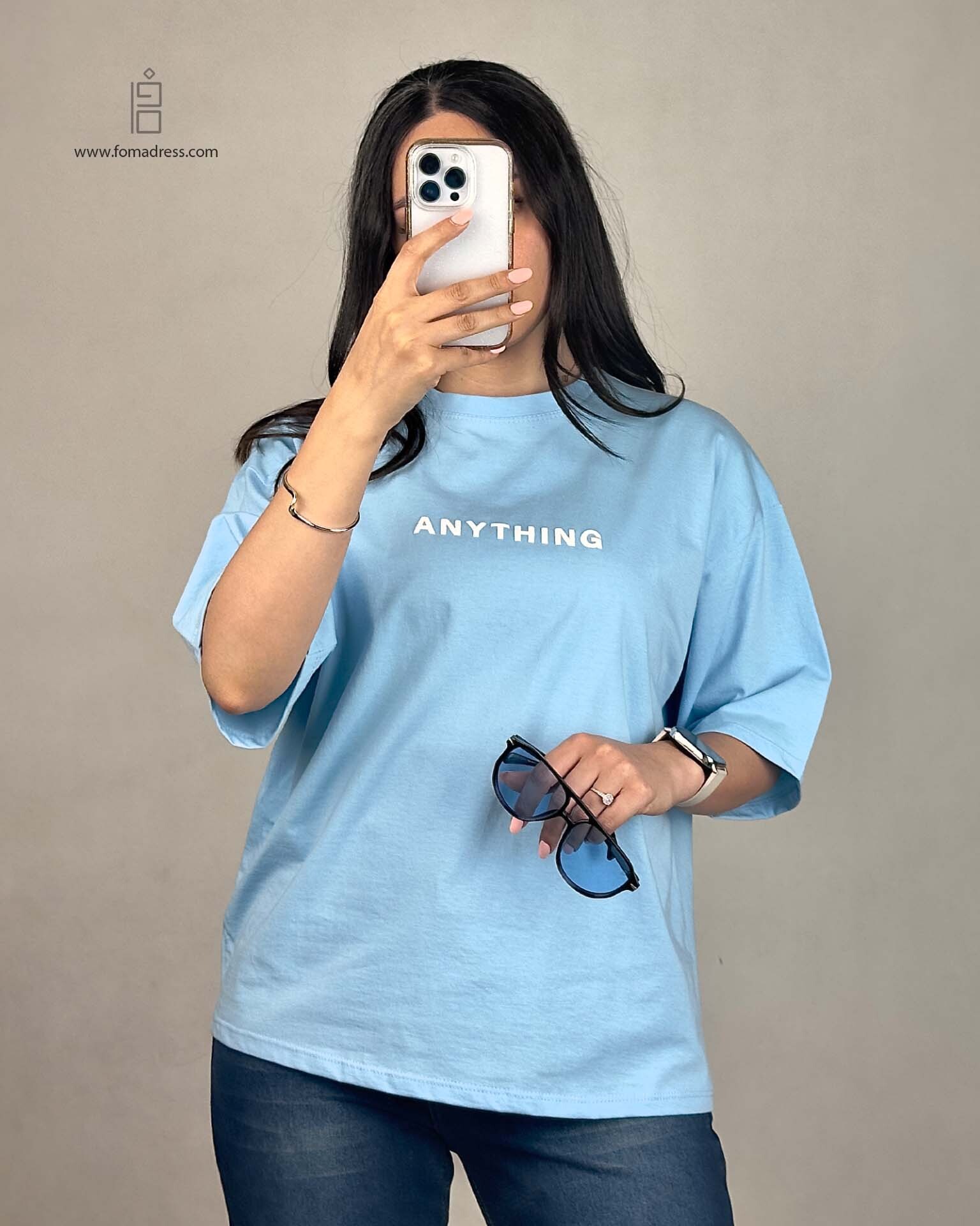 استایل شیک با تیشرت باکسی طرح Anything