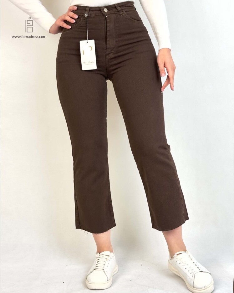 استایل شلوار واید استریت قهوه ای