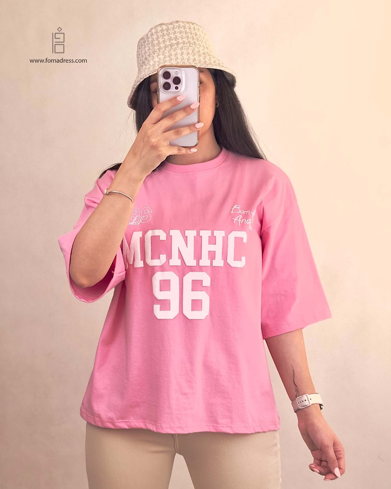 رنگ صورتی تیشرت باکسی طرح MCNHC