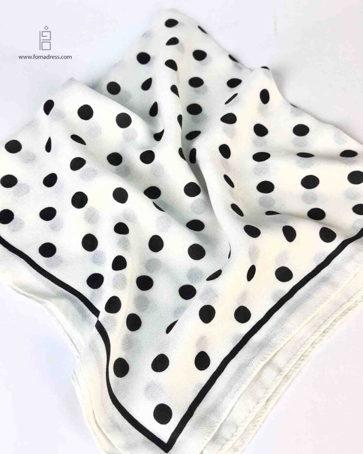 مینی اسکارف سفید خال خالی