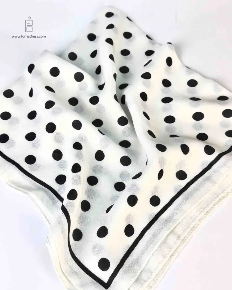 مینی اسکارف سفید خال خالی