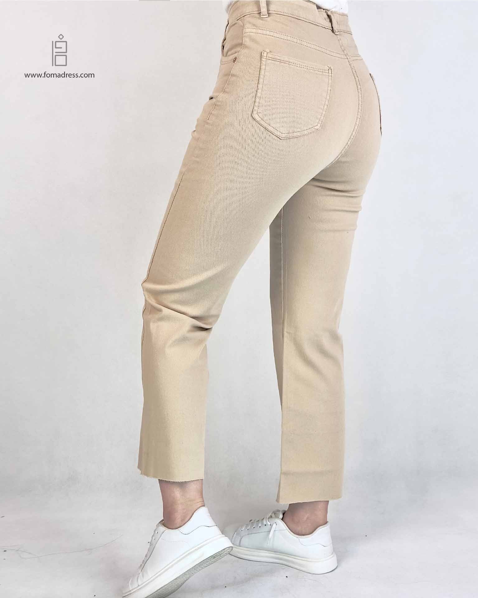 نمای پشت شلوار واید استریت کرم
